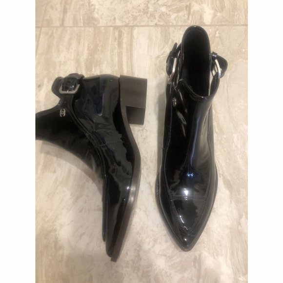 Super Rare Chanel Boots EU38 - Picture 2 of 4